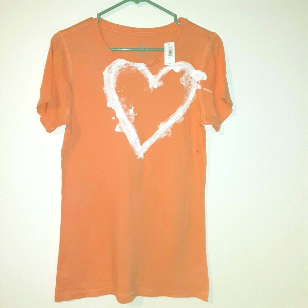 Aria size large heart t-shirt